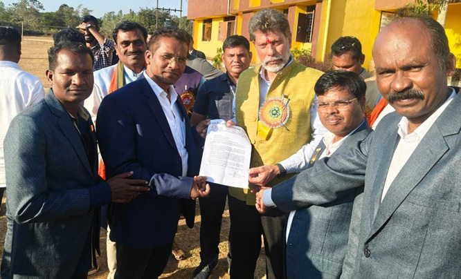 टीचर्स एसोसिएशन ने भाजपा प्रदेशाध्यक्ष किरण देव को ज्ञापन सौंपकर विकेएस एप्प का किया विरोध