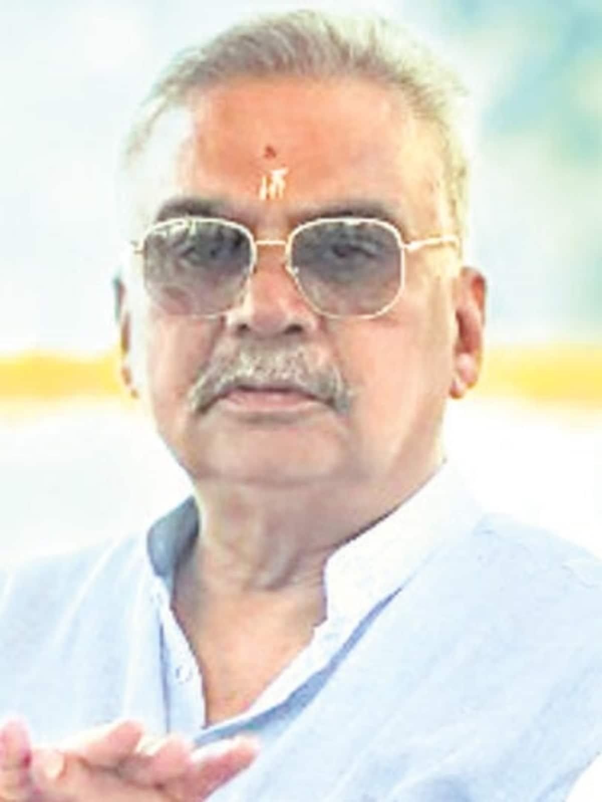 पिछले डेढ़ साल में किए गए विकास कामों की जानकारी दें जनप्रतिनिधि: हितेंद्र ठाकुर