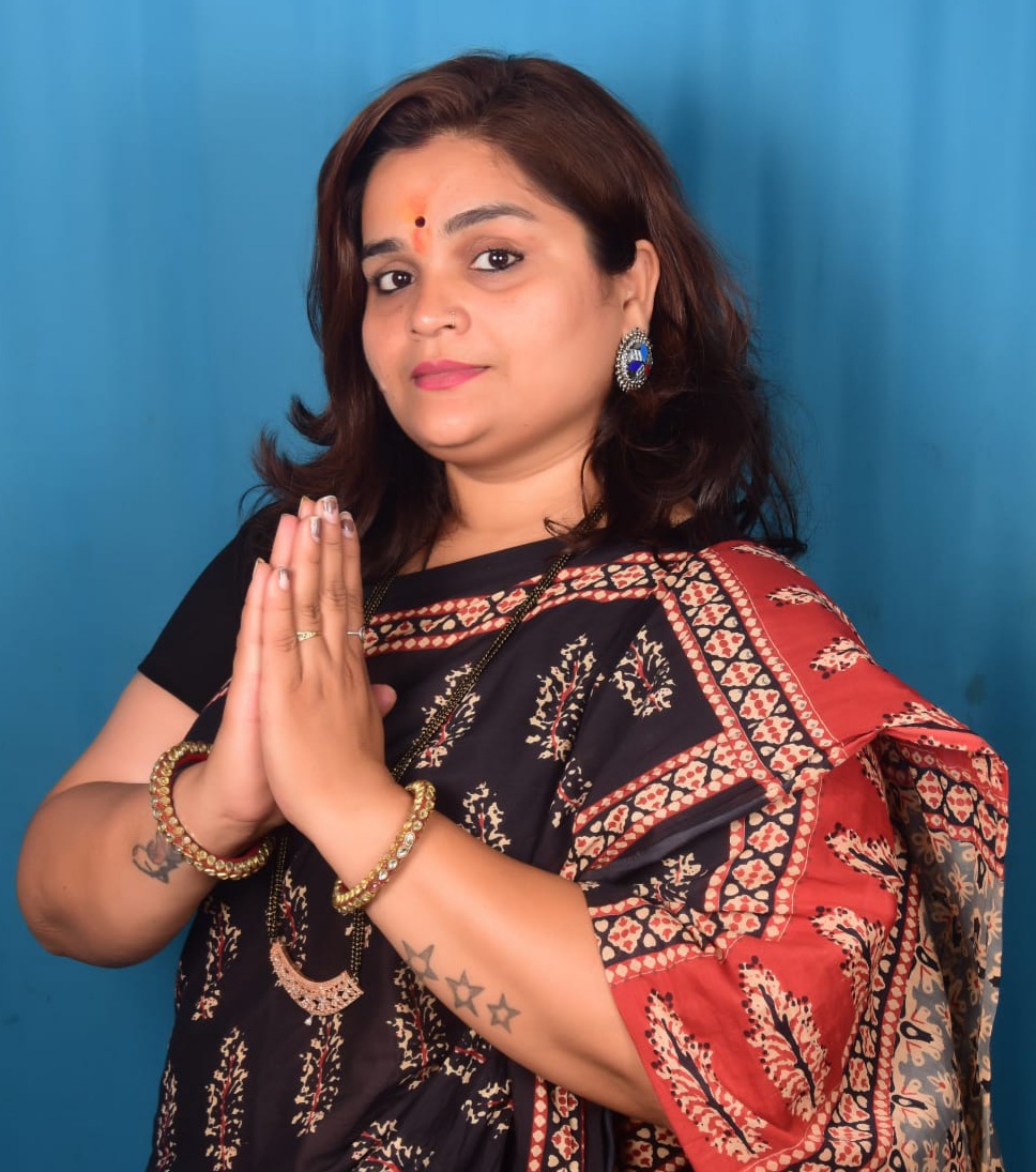 बसपा उम्मीदवार विनीता पांडेय ने 'डोर टू डोर' जनसंपर्क कर मतदाताओं को किया जागरूक