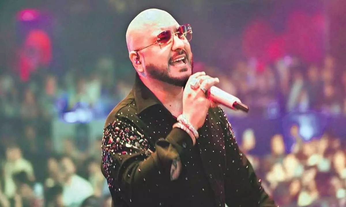 बॉलीवुड गायक बी प्राक को जान से मारने की धमकी देकर मांगे 10 करोड़