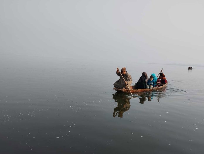 मौसम विभाग ने अगले कुछ दिनों में घाटी के ऊंचे इलाकों में भारी बारिश का पूर्वानुमान लगाया