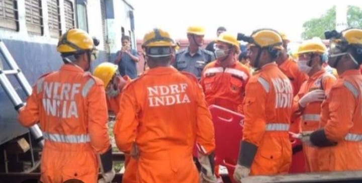 प्रधानमंत्री और गृहमंत्री ने एनडीआरएफ स्थापना दिवस पर जांबाज जवानों को किया नमन