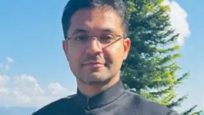 मप्रः अशोकनगर कलेक्टर का तबादला, आनंदपुरधाम ट्रस्ट से 3 करोड़ की रिश्वत मांगने का आरोप