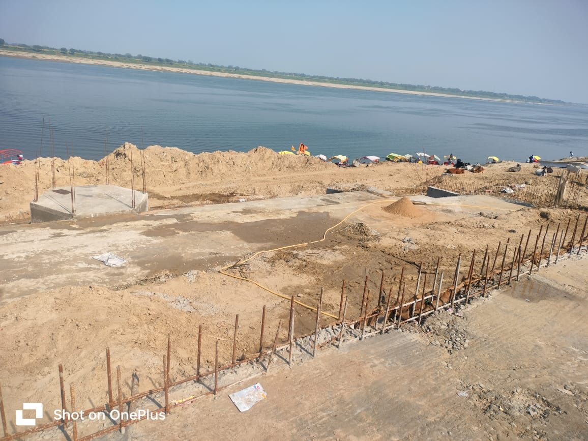 विंध्यधाम में घाट&ndash;पाथवे निर्माण पर अचानक ब्रेक, प्रशासन में हलचल