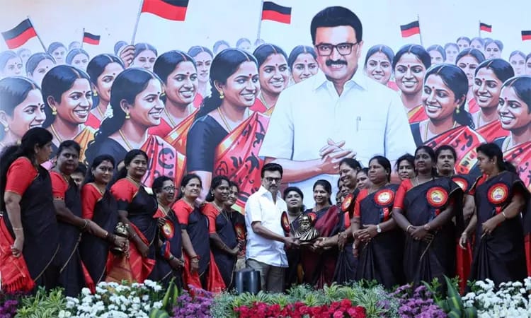 तमिलनाडु विधानसभा चुनाव से पहले तंजावुर में द्रमुक महिला विंग का सम्मेलन