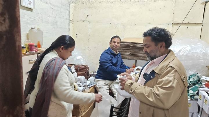 इंदौरः बेकरी में गंदगी बनाई जा रही थी खादय सामग्री, कारोबार तुरंत प्रभाव से कराया गया बंद