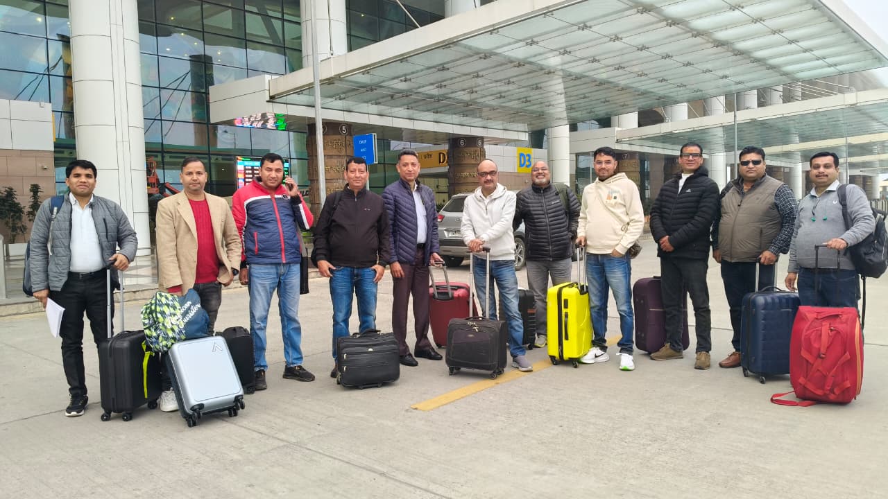 प्रेस सूचना ब्यूरो का 11 सदस्यीय दल विशाखापत्तनम के लिए रवाना