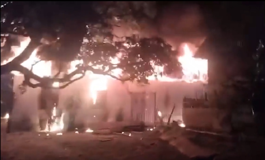 मणिपुर के उखरुल में फिर अशांति, उग्रवादियों ने घरों में आग लगाई