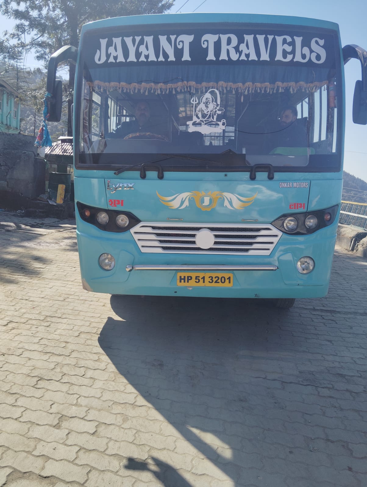 शिमला में बिना दस्तावेजों और परमिट के चल रही बस जब्त