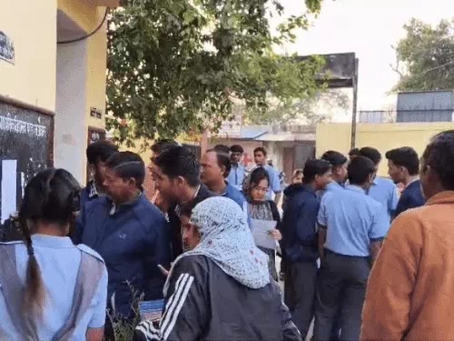 राजस्थान बोर्ड की परीक्षाएं शुरू, 19.90 लाख से अधिक परीक्षार्थी दे रहे परीक्षा