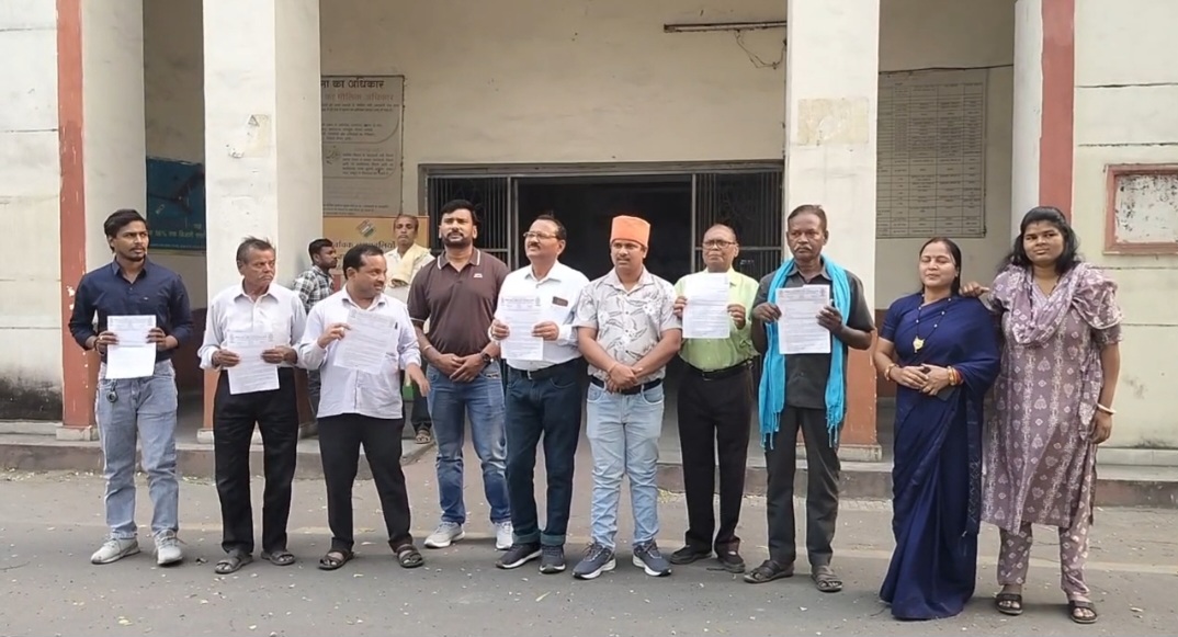  यादव समाज ने की फिल्म &ldquo;यादव जी की लव स्टोरी&rdquo; पर रोक लगाने की मांग