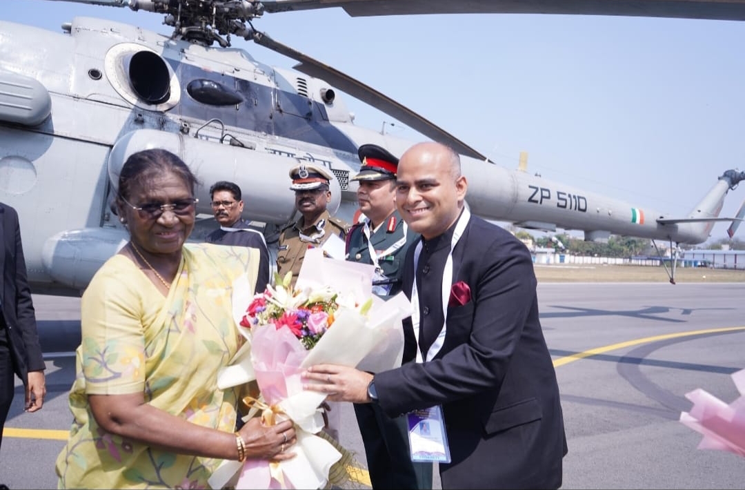 जमशेदपुर दौरे पर राष्ट्रपति द्रौपदी मुर्मू, जगन्नाथ मंदिर निर्माण स्थल पर किया भूमि पूजन