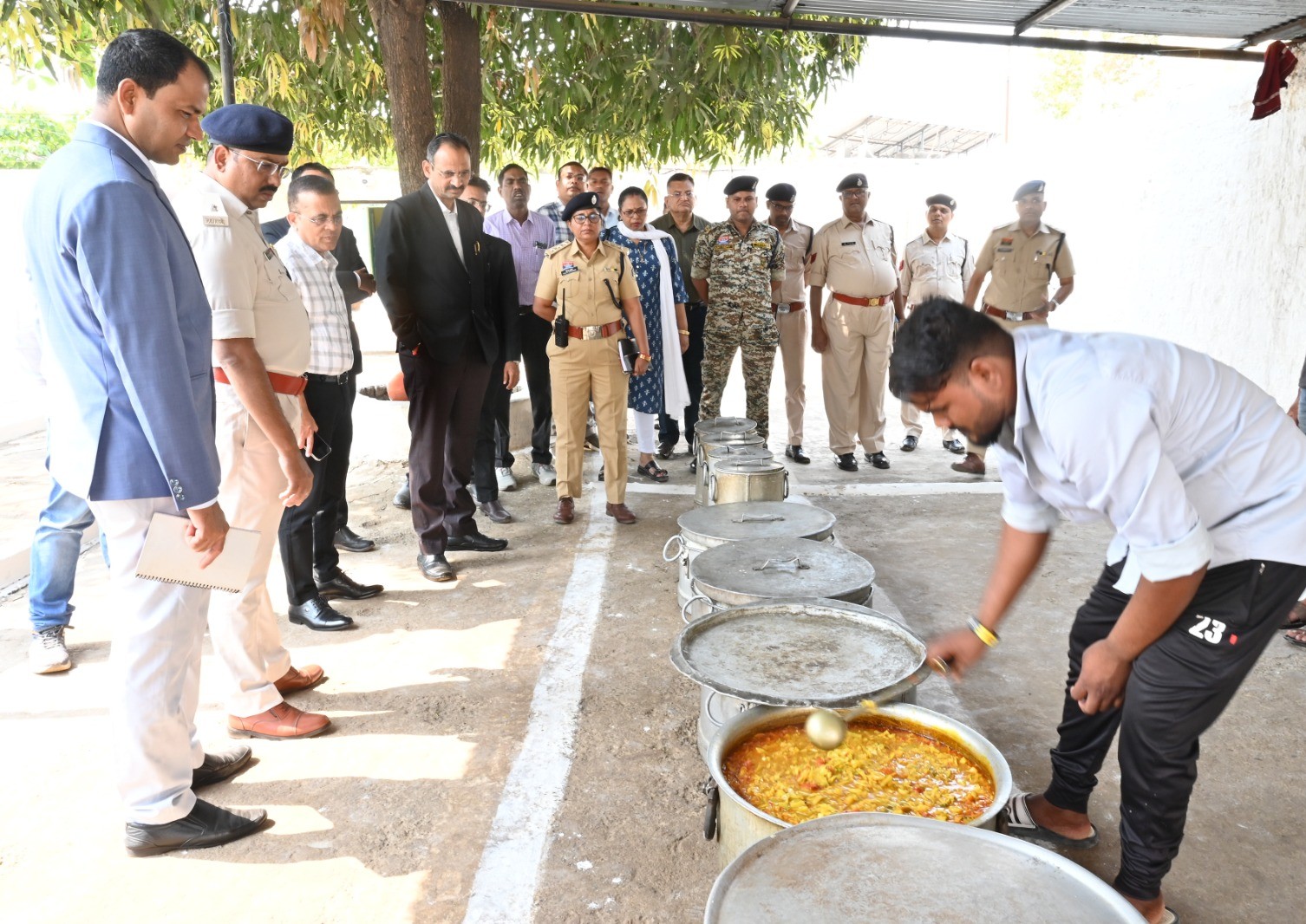 जांजगीर-चांपा जिला जेल का निरीक्षण, बंदियों की सुविधाओं और व्यवस्थाओं का लिया जायजा