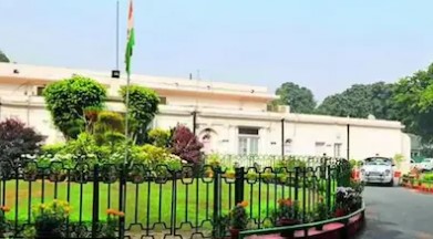 कांग्रेस और भारतीय युवा कांग्रेस को कार्यालय खाली करने का नोटिस