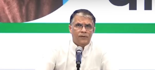 पेट्रोल-डीजल की कीमतों में कमी के बावजूद उपभोक्ताओं को कोई राहत नहीं: कांग्रेस