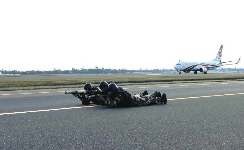 सीआईएफएफ ने दिल्ली एयरपोर्ट पर किया एंटी-हाइजैकिंग अभ्यास