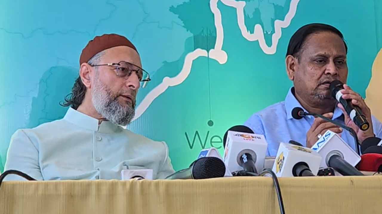 पश्चिम बंगाल विस चुनाव: असदुद्दीन ओवैसी ने हुमायूं कबीर से तोड़ा गठबंधन, अकेले लड़ने का ऐलान