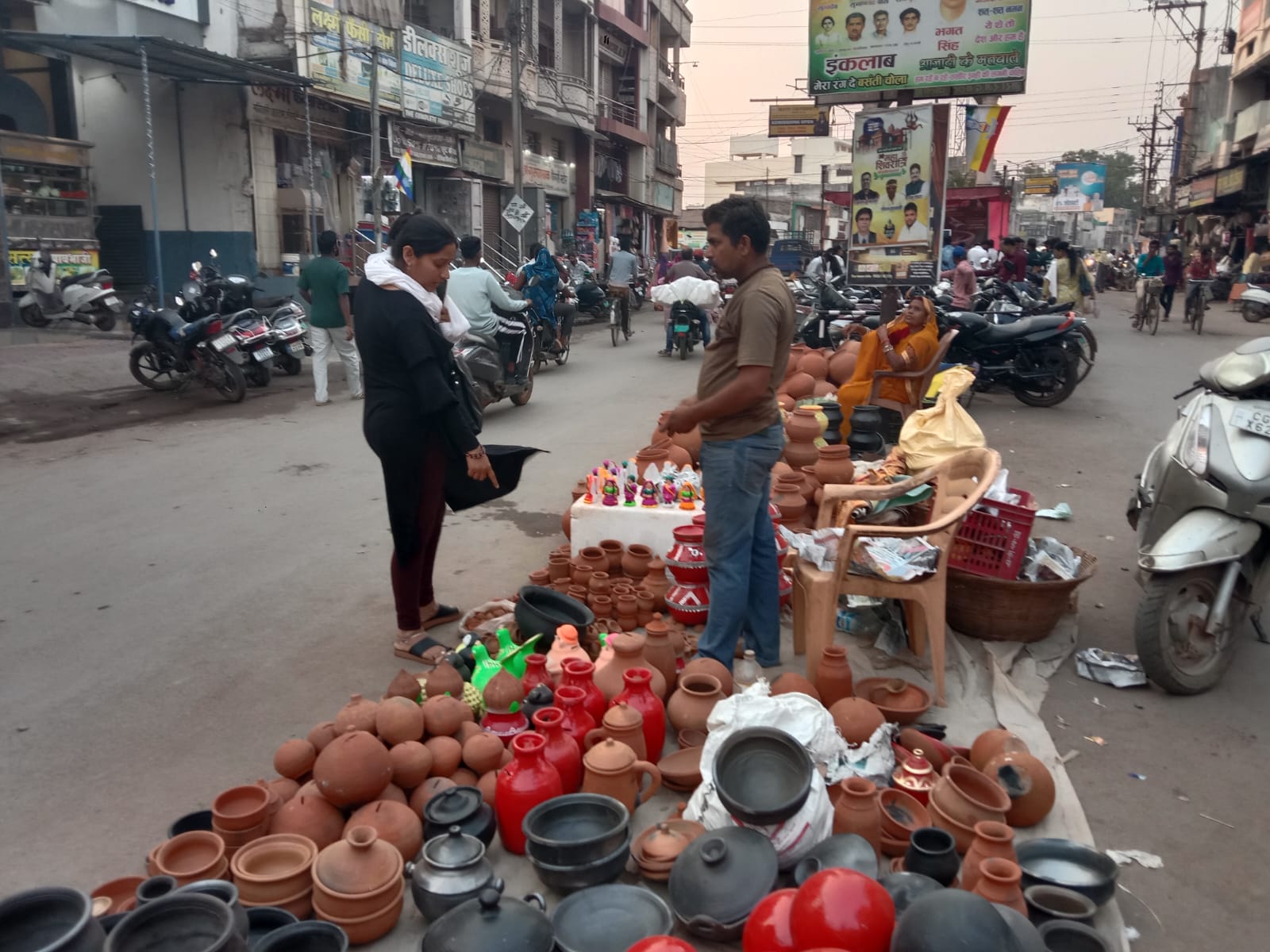 अक्षय तृतीया पर गजकेसरी योग का शुभ संयोग, बाजार में रौनक बढ़ी