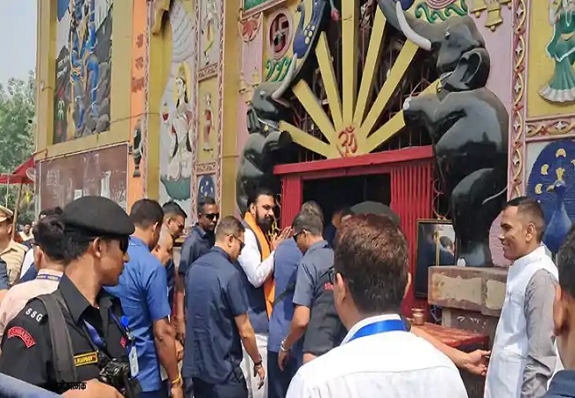 शपथ ग्रहण से पूर्व सम्राट चाैधरी ने पंचमुखी हनुमान मंदिर में की पूजा