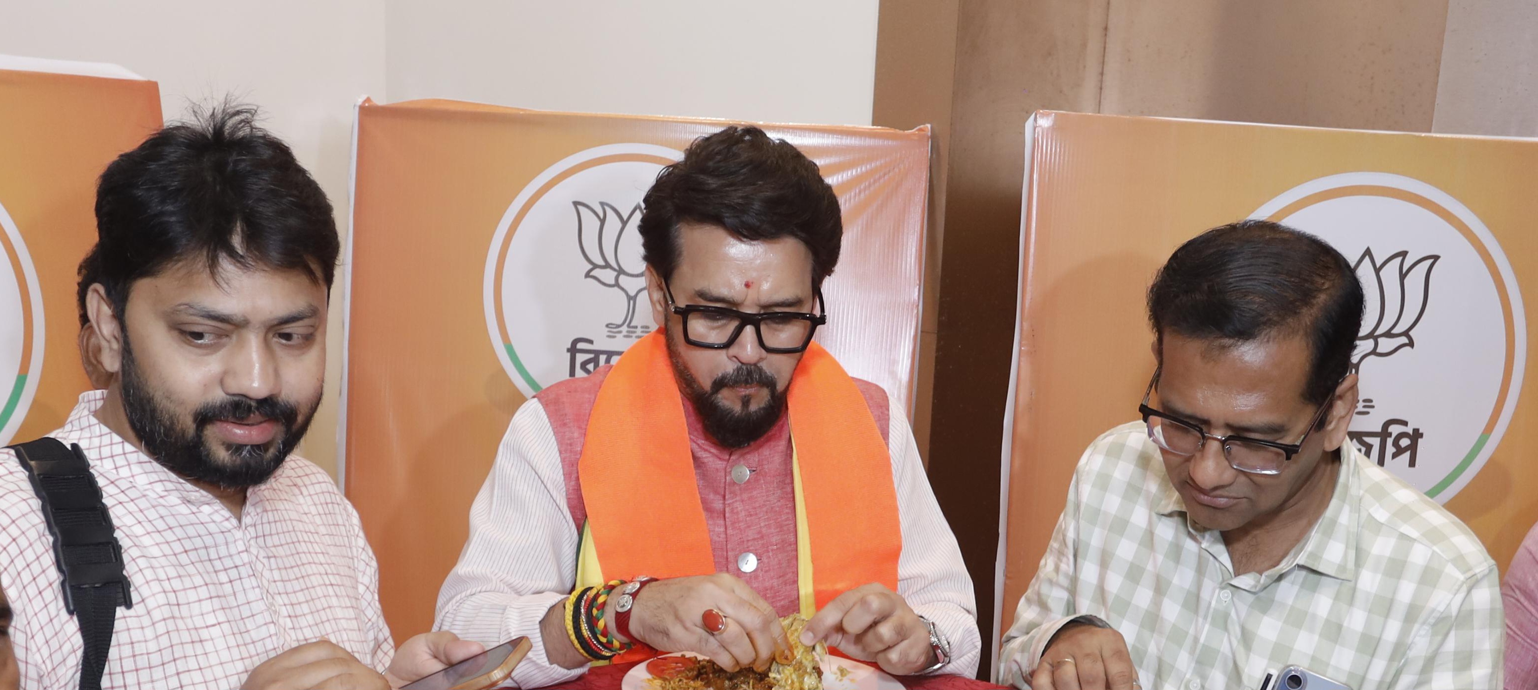 बंगाल की जनता बदलाव चाहती है, तृणमूल सरकार 4 मई को जाएगी : अनुराग ठाकुर