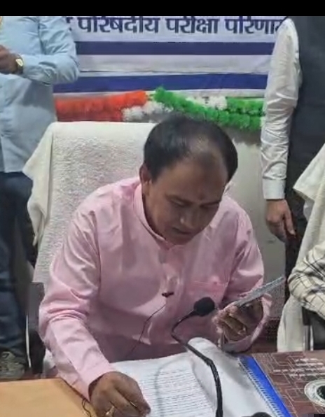 उत्तराखंड बोर्ड परीक्षा 2026 का परिणाम घोषित, हाईस्कूल में 92.10 और इंटर में 85.11 फीसदी छात्र सफल