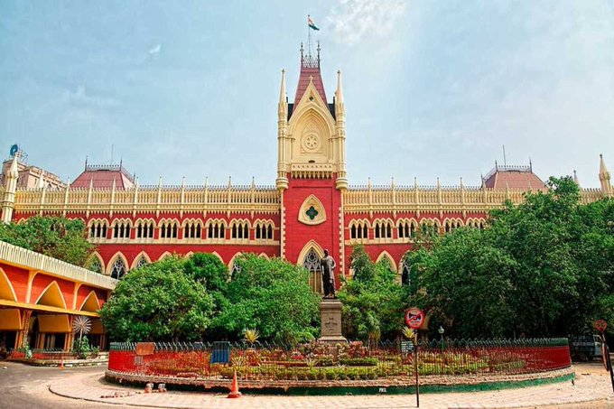 कलकत्ता हाई कोर्ट ने मतगणना केंद्रों पर पर्यवेक्षक के रूप में केंद्र सरकार के कर्मचारियों की नियुक्ति को चुनौती देने वाली टीएमसी की याचिका खारिज कर दी।