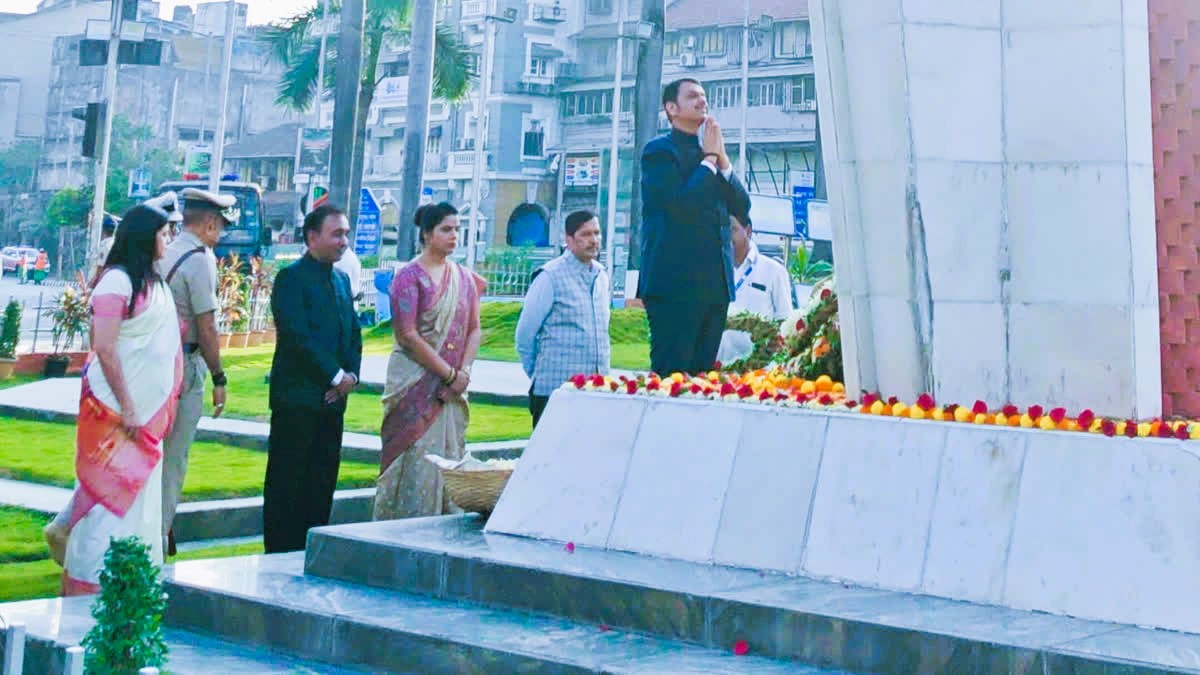 महाराष्ट्र दिवस: &ldquo;महाराष्ट्र देश का ग्रोथ इंजन बन चुका है&rdquo; : देवेंद्र फडणवीस