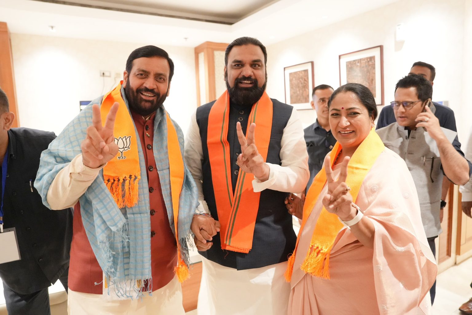 'बंगाल के लिए बहुत बड़ा दिन': भाजपा सरकार के शपथ ग्रहण समारोह के लिए केंद्रीय मंत्री और मुख्यमंत्री कोलकाता में मौजूद