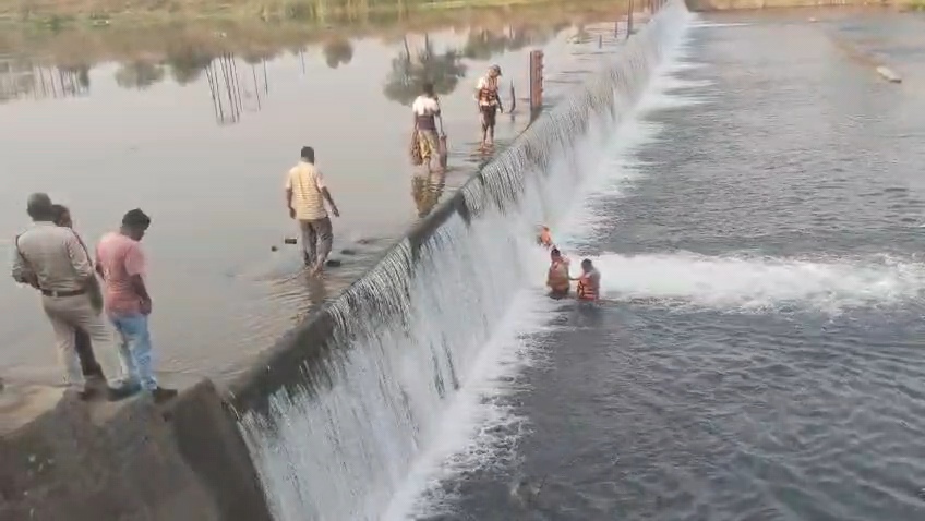 रायगढ़ के पंचधारी एनीकट में नहाने, पिकनिक और सेल्फी लेने पर लगा प्रतिबंध, उल्लंघन पर होगी कार्रवाई