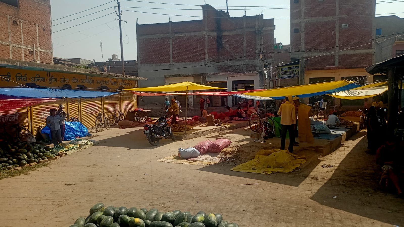 सिर्फ शिलापट्ट लगा, सुविधाएं आज भी अधूरी