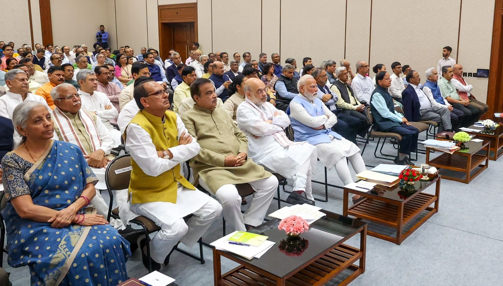 मंत्रिपरिषद की बैठक में &lsquo;विकसित भारत&rsquo; के विजन पर चर्चा: प्रधानमंत्री मोदी
