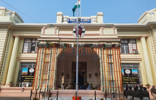 बिहार विधान परिषद की 10 सीटों पर 18 जून को चुनाव, नीतीश कुमार वाली सीट पर होगा उपचुनाव