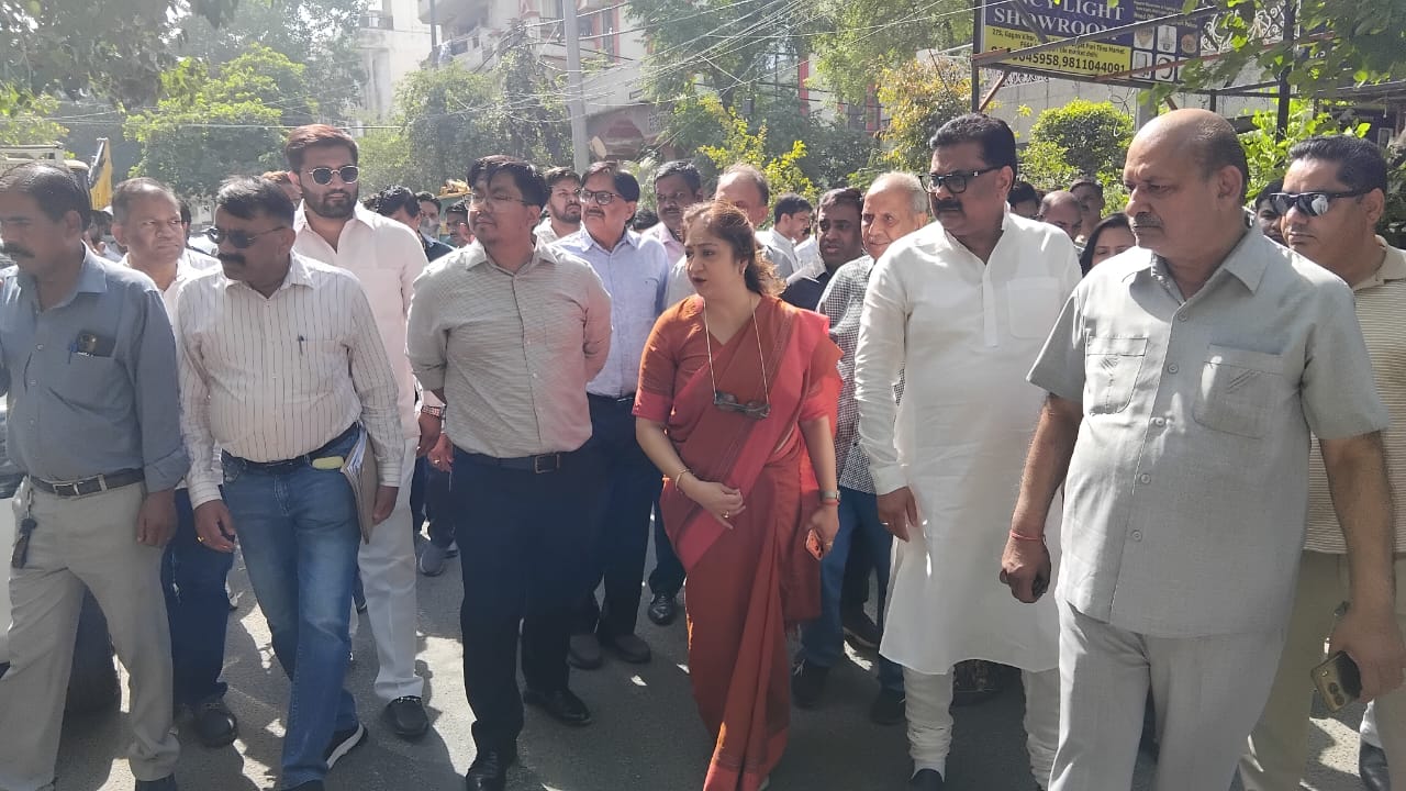 उप महापौर ने प्रीत विहार वार्ड का किया निरीक्षण, नागरिक सुविधाओं एवं विकास कार्यों की समीक्षा की