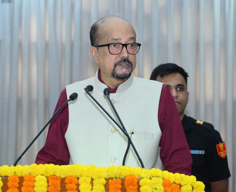 रायपुर : जीवन में ऐसा कार्य करें जिसमें केवल पाना नहीं, समाज को कुछ देना हो :  राज्यपाल रमेन डेका