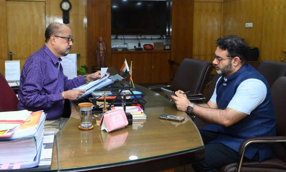 रायपुर : विशेष पिछड़ी जनजातियों के बच्चों की शिक्षा को प्राथमिकता दें : राज्यपाल डेका