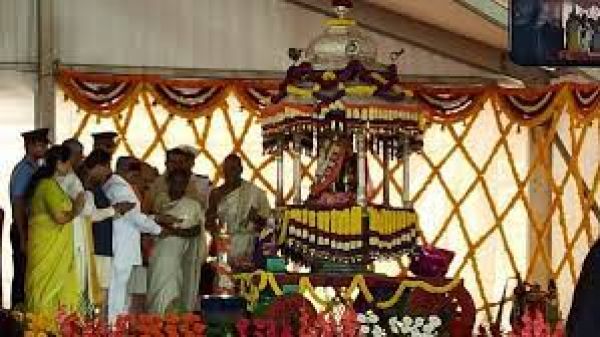 President Murmu inaugurates Dasara festivities in Mysuru