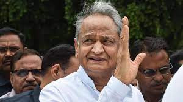 Will not contest Congress prez poll, apologised to Sonia for what happened in Jaipur: Ashok Gehlot