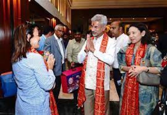 50 foreign envoys visit Gujarat’s Vadodra to witness ‘garba’ with External Affairs Minister Jaishankar