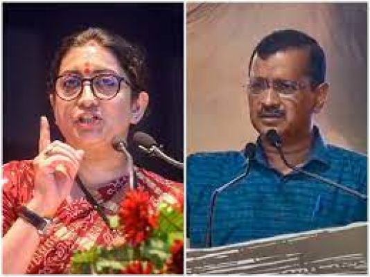 Words are of Kejriwal spoken by Italia, says Smriti Irani