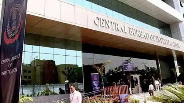 सीबीआई ने बैंक धोखाधड़ी मामले में एबीजी शिपयार्ड के विरुद्ध कोर्ट में चार्जशीट पेश की