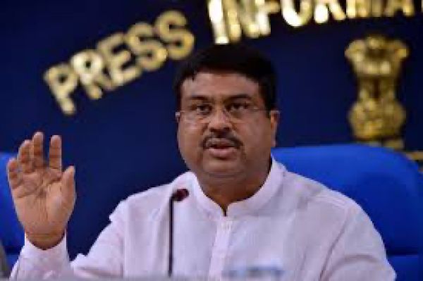 धर्मेंद्र प्रधान ने मॉरीशस, तंजानिया, जिम्बाब्वे और घाना के शिक्षा मंत्रियों के साथ की बैठकें