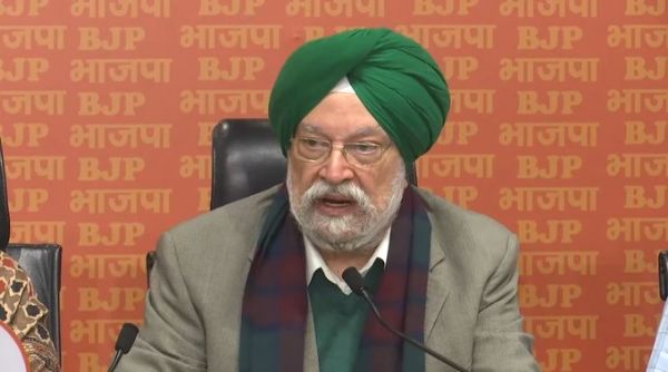 दिल्लीवासियों को 'जहां झुग्गी वहीं मकान' देगी केंद्र सरकारः पुरी