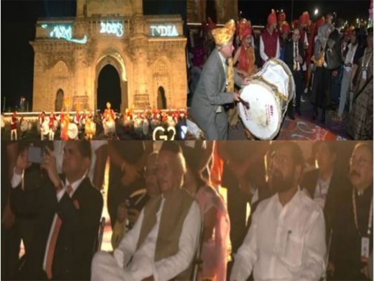 जी-20 के प्रतिनिधियों ने मुंबई में गेटवे ऑफ इंडिया पर सांस्कृतिक कार्यक्रम का लुत्फ उठाया