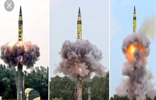 स्वदेशी मिसाइलों से भारत ने आसमान में दिखाई 'आत्मनिर्भरता' की ताकत
