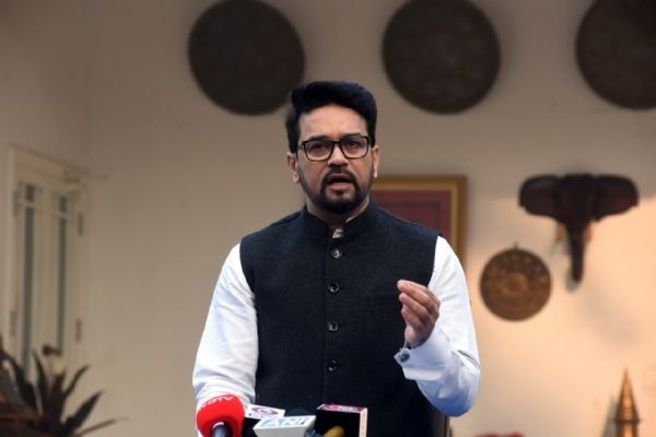 भारत के आतंकवाद पर प्रहार से बिलबिला रहा पड़ोसी: अनुराग ठाकुर