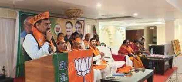 अभद्र भाषा का इस्तेमाल करना कांग्रेसियों की पुरानी आदतः विष्णुदत्त शर्मा