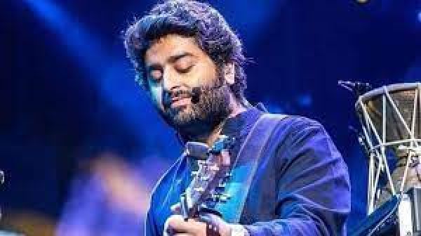 कोलकाता के इको पार्क में प्रस्तावित अरिजीत सिंह का शो रद्द करने पर सियासत तेज