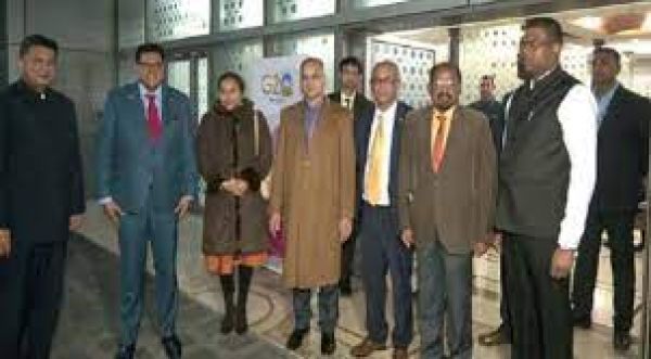 सूरीनाम के राष्ट्रपति चंद्रिका प्रसाद संतोखी दिल्ली पहुंचे, प्रवासी भारतीय सम्मेलन में लेंगे हिस्सा