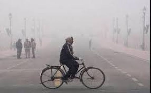 दिल्ली-एनसीआर में एक्यूआई 418