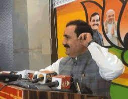 प्रधानमंत्री की सलाह का असर, फिल्म 'गांधी-गोडसे' पर पूछे सवाल पर नरोत्तम मिश्रा ने पकड़े कान